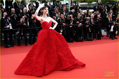 The Symbolism Behind the Chanel Jewels on the Cannes Red 